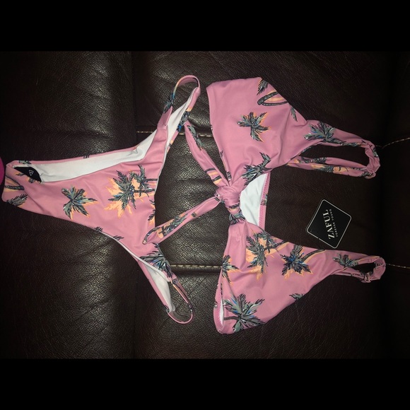 NWT Pink Palm Tree Zaful Bikini - Picture 2 of 4
